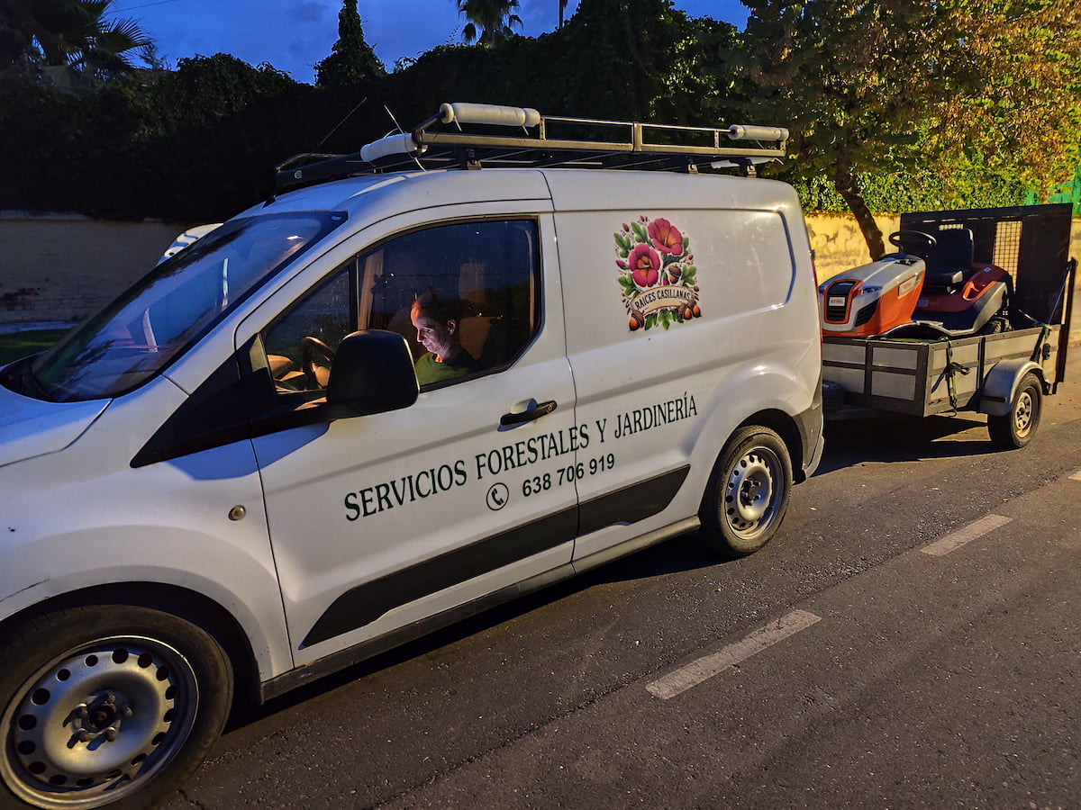 A ver si nos abren la puerta...